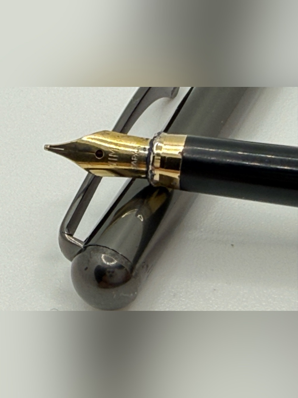 TIFFANY & CO. Elsa Peretti Fountain Pen